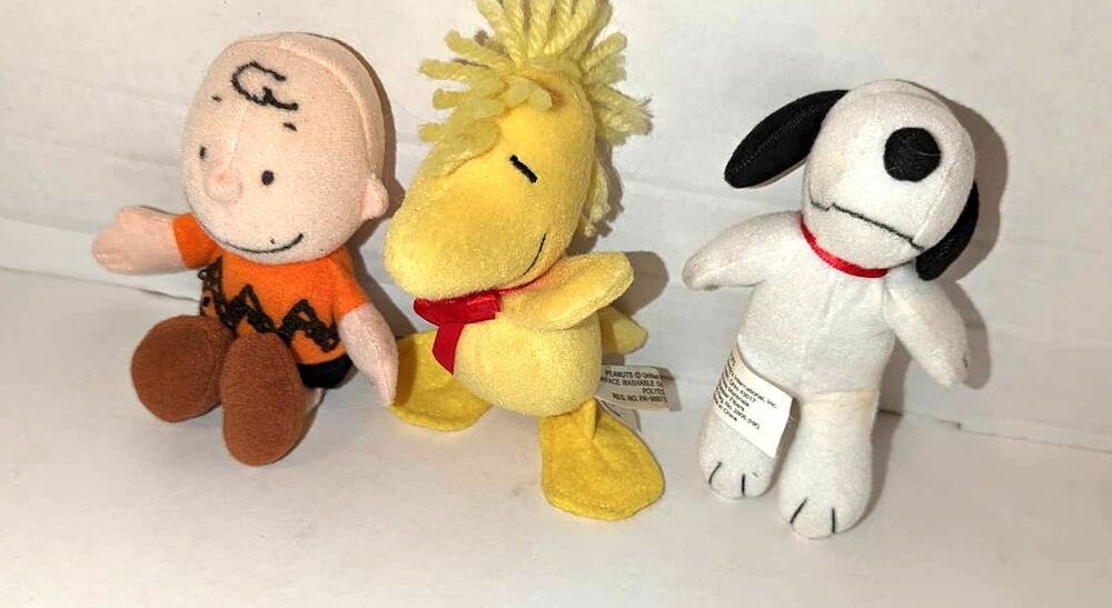 Peanuts Gang Wendy's Fast Food Premiums Snoopy Charlie Brown Woodstock